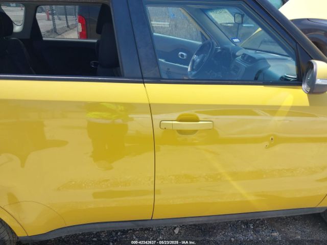 KNDJP3A55E7040519 KIA SOUL +