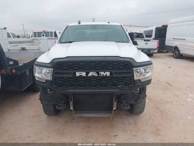 3C6UR5HLXNG241660 RAM 2500 Tradesman  4x4 8' Box