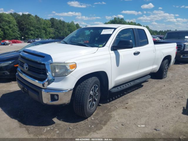 5TFUM5F18EX053031 Toyota Tundra Sr 4.6l V8/sr5 4.6l V8