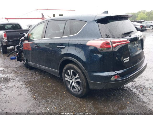 JTMBFREV2JJ206013 Toyota RAV4 LE