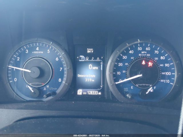 5TDYZ3DC0HS835216 Toyota Sienna Xle 8 Passenger