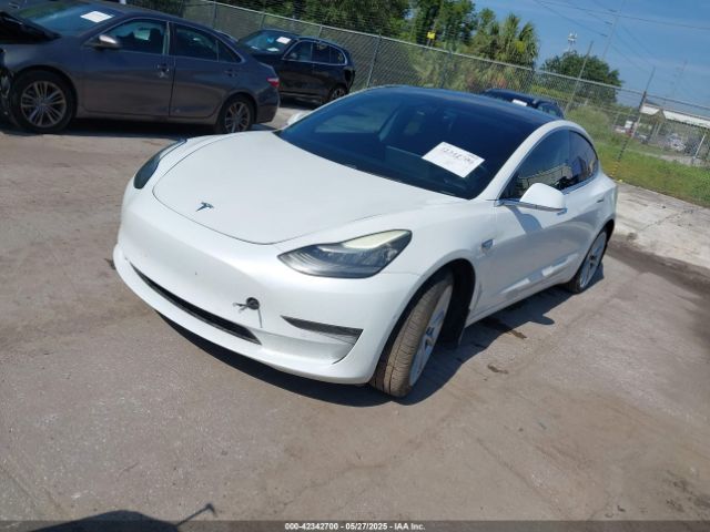 5YJ3E1EB5KF365132 Tesla Model 3 Long Range/performance
