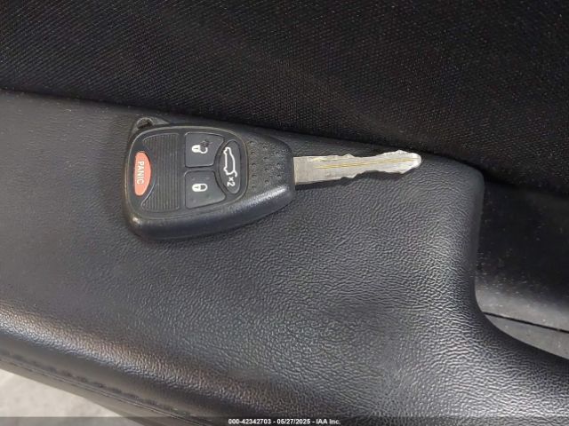 2013 CHRYSLER 200 1C3CCBBB2DN632705 Photo 10