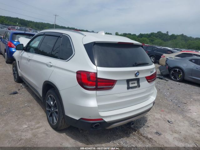 2016 BMW X5 5UXKS4C51G0N14546 Photo 2