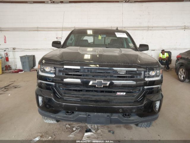 3GCUKSEC2JG640136 Chevrolet Silverado 1500 2lz