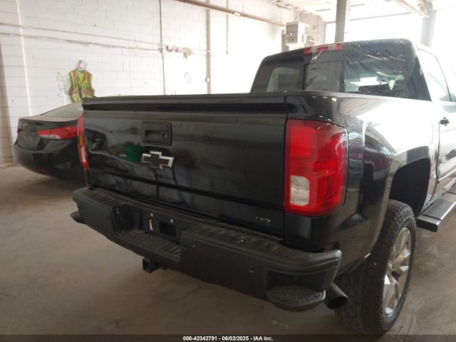 3GCUKSEC2JG640136 Chevrolet Silverado 1500 2lz