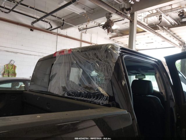 3GCUKSEC2JG640136 Chevrolet Silverado 1500 2lz