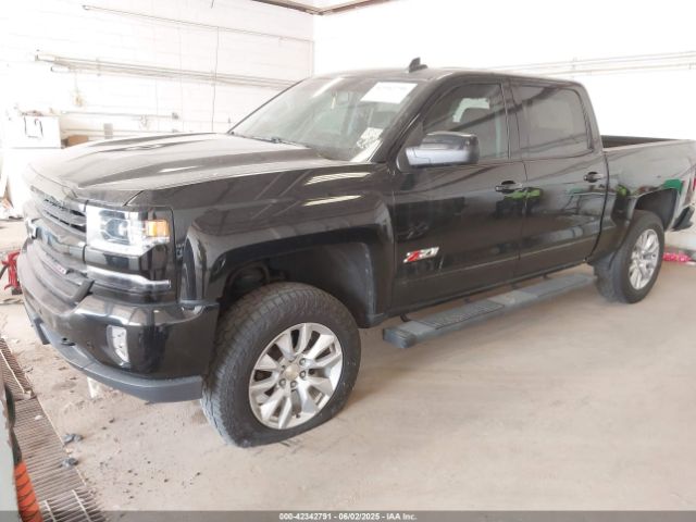 3GCUKSEC2JG640136 Chevrolet Silverado 1500 2lz