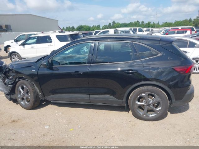 1FMCU0MN8SUA09401 Ford Escape St-line