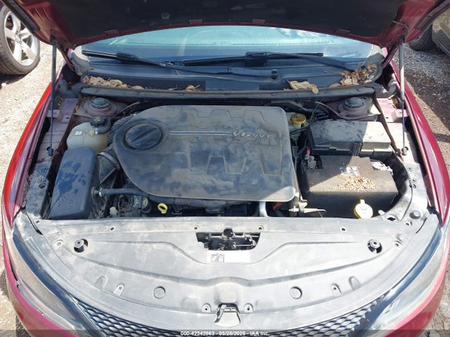 1C3CCCBG8FN636004 Chrysler 200 S
