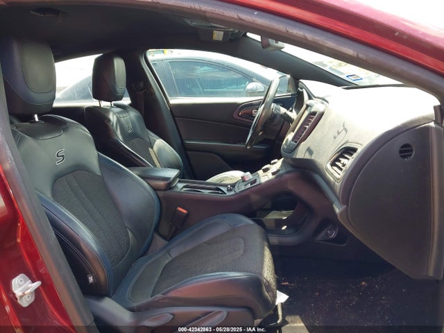 1C3CCCBG8FN636004 Chrysler 200 S