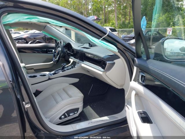 2019 PORSCHE PANAMERA WP0AA2A73KL102158 Photo 4