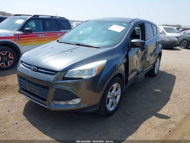 1FMCU0G79FUB46138 Ford ESCAPE SE
