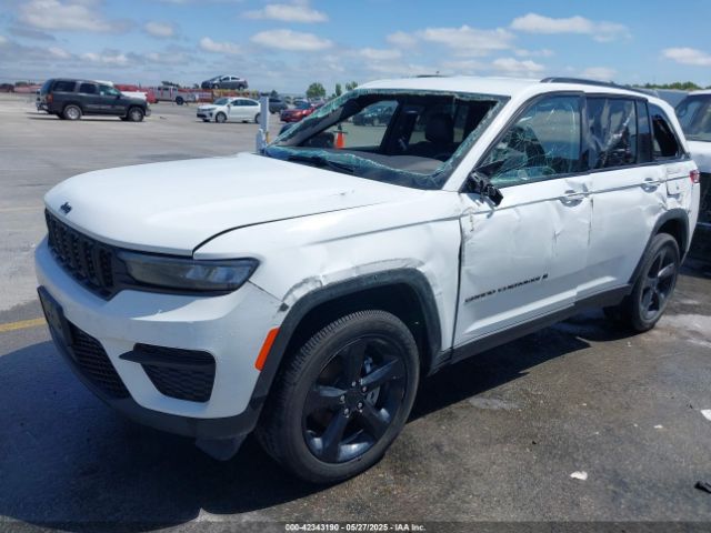 1C4RJHAG1N8627233 Jeep Grand Cherokee Altitude 4x4