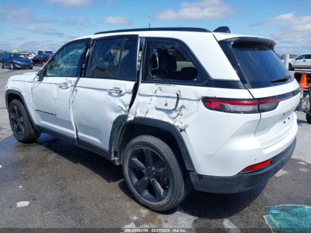 1C4RJHAG1N8627233 Jeep Grand Cherokee Altitude 4x4
