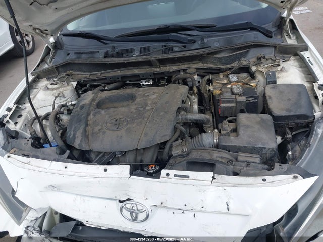 3MYDLBYV6HY173075 Toyota YARIS IA