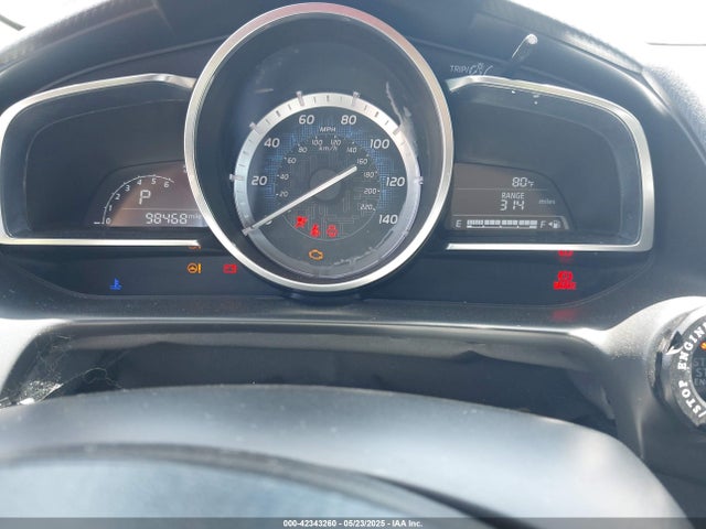 3MYDLBYV6HY173075 Toyota YARIS IA