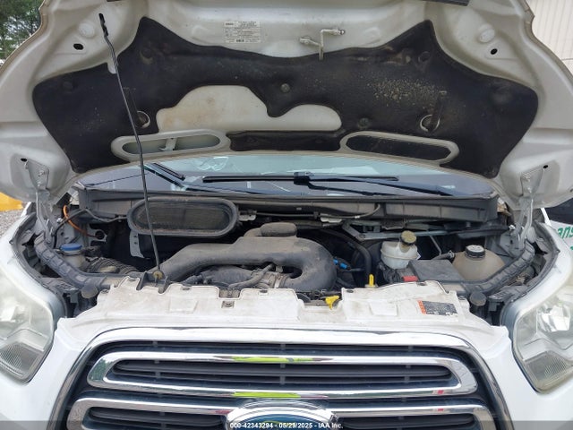 1FTNR1ZM7FKA88758 Ford 2015