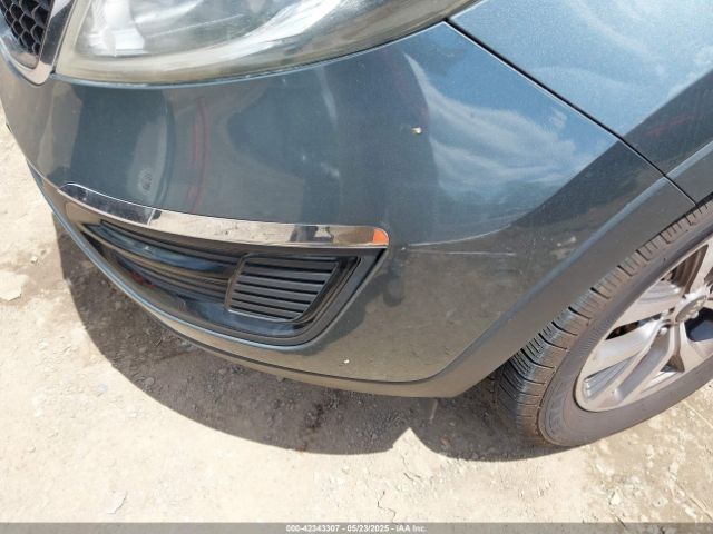 KNDPB3AC7F7677114 KIA Sportage Lx