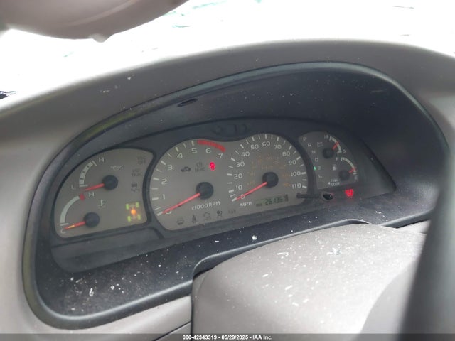 Продажа на аукционе авто 2001 Toyota Sequoia Limited V8, vin: 5TDBT48A31S014445, номер лота: 42343319