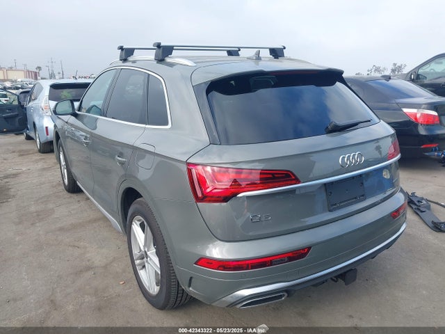 2025 AUDI Q5 WA1G2AFY8S2006125 Photo 2