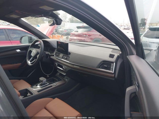 2025 AUDI Q5 WA1G2AFY8S2006125 Photo 4
