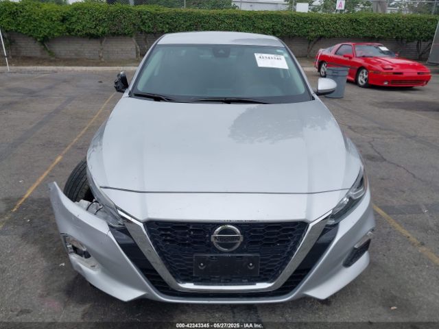1N4BL4BV5MN422134 Nissan 2021