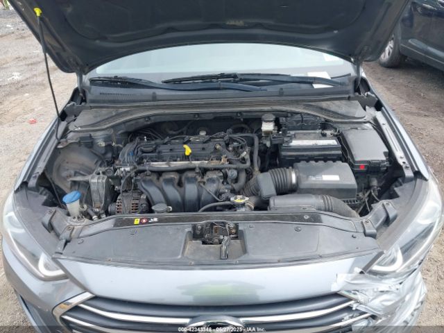 5NPD84LFXJH295002 Hyundai ELANTRA SEL