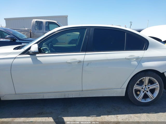BMW 320i 2015 WBA3B1C52FK139593 Image 14
