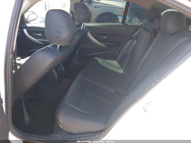 BMW 320i 2015 WBA3B1C52FK139593 Image 8