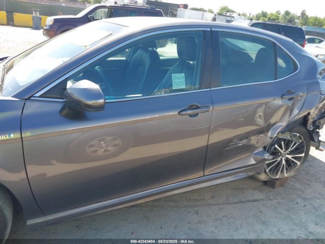 4T1B21HK9JU508570 Toyota Camry Hybrid Se