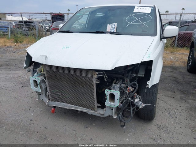 2C4RDGEG4KR535352 Dodge Grand Caravan Gt