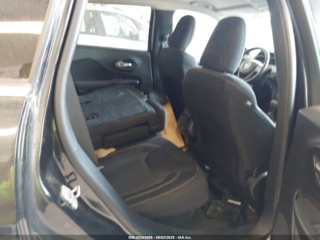 1C4PJMCB4FW744030 Jeep Cherokee Latitude