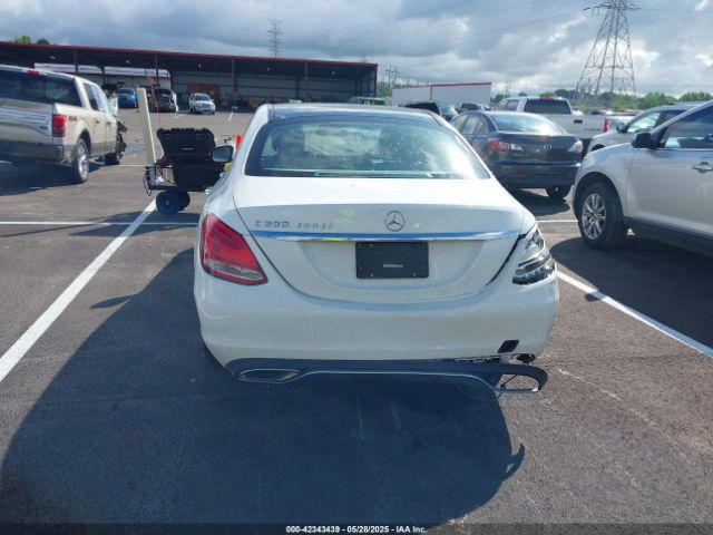 55SWF4JB9GU150490 Mercedes-Benz C 300 Luxury/sport