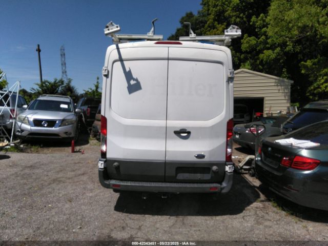 1FTNR2CG1FKA08704 Ford Transit-250