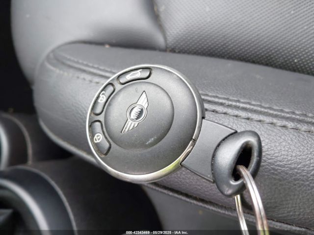 WMWZC5C54EWM17898 Mini Countryman Cooper S