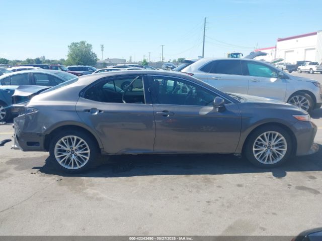 4T1B11HK9JU087887 Toyota CAMRY XLE