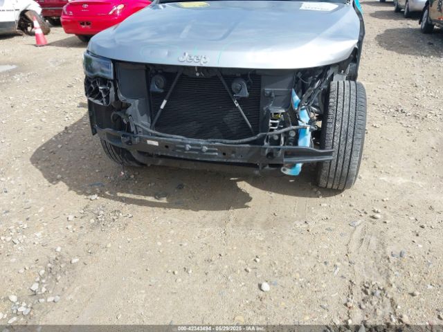 2017 JEEP GRAND CHEROKEE 1C4RJFBG0HC797569 Photo 5