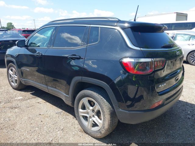 3C4NJDBN8RT607623 Jeep Compass Latitude 4x4