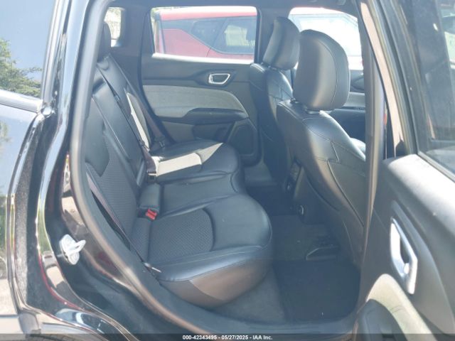 3C4NJDBN8RT607623 Jeep Compass Latitude 4x4