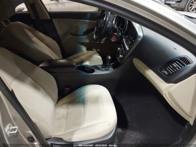 5XXGM4A74FG355766 KIA Optima Lx