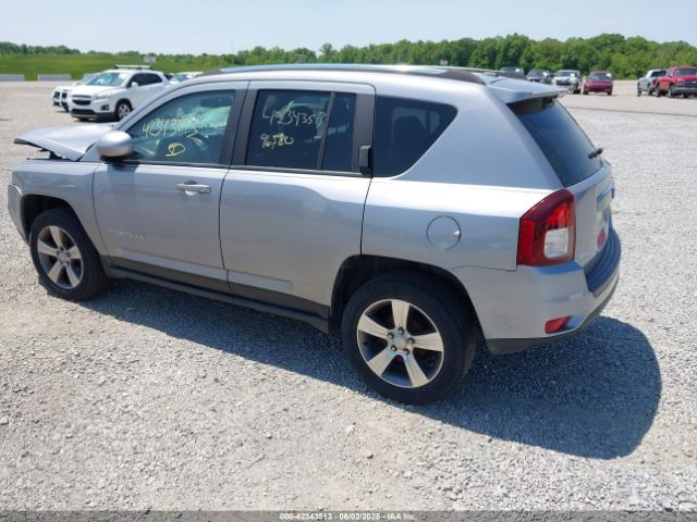 2017 JEEP COMPASS 1C4NJCEB4HD200107 Photo 2