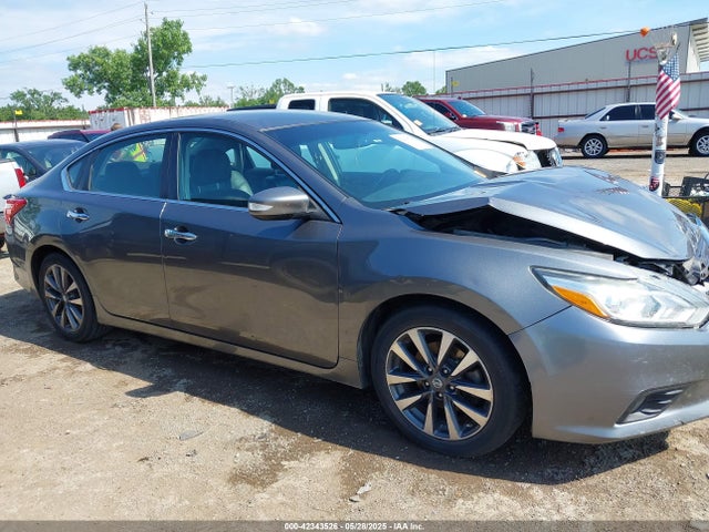 1N4AL3AP2HC109021 Nissan 2017