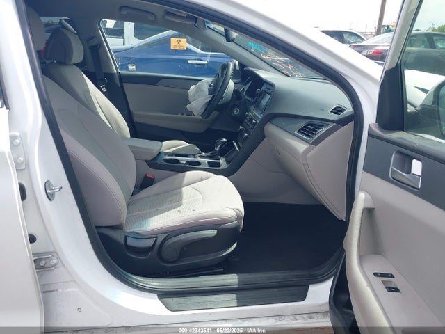 5NPE24AF8HH560390 Hyundai Sonata