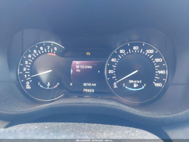 5LMCJ2C98GUJ19751 Lincoln MKC SELECT
