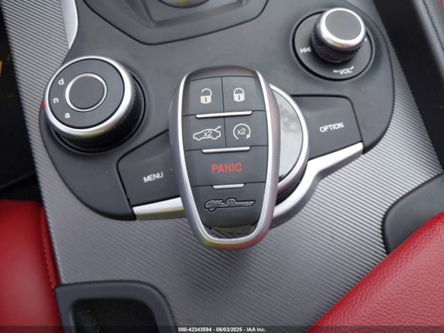 ZARFANBN6K7609476 Alfa Romeo Giulia Ti Sport Awd