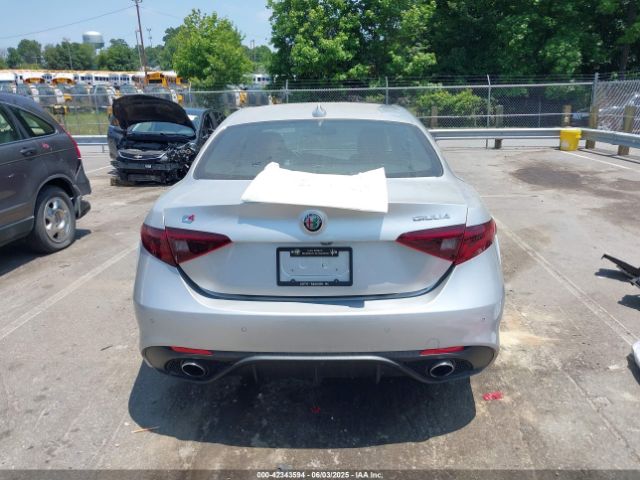 ZARFANBN6K7609476 Alfa Romeo Giulia Ti Sport Awd