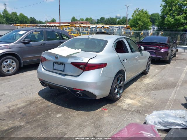 ZARFANBN6K7609476 Alfa Romeo Giulia Ti Sport Awd
