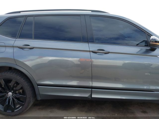 3VV3B7AX1MM020886 Volkswagen Tiguan