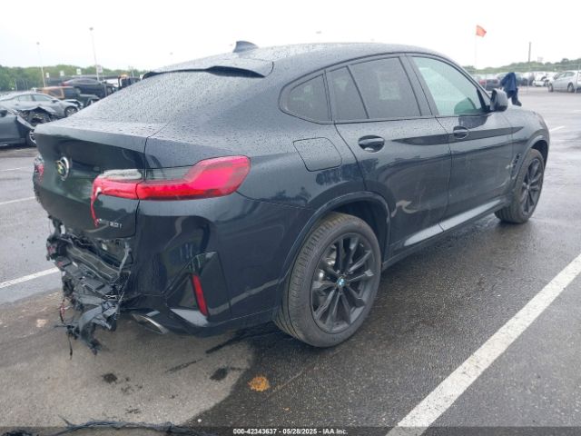 2022 BMW X4 5UX33DT01N9K32194 Photo 3